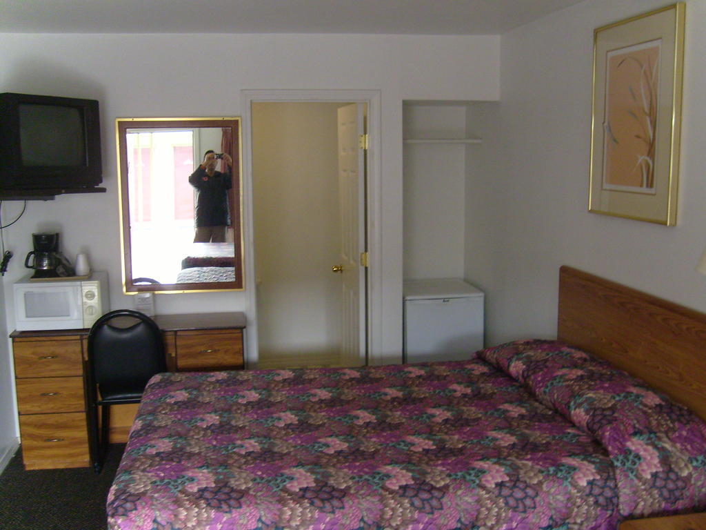 Cascade City Center Motel Lebanon Habitación foto